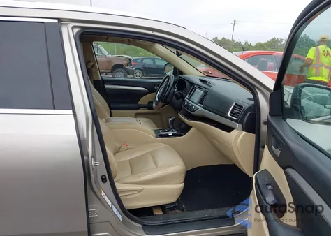 2015 Toyota Highlander Xle V6 from USA, damaged, VIN 5TDJKRFHXFS148310